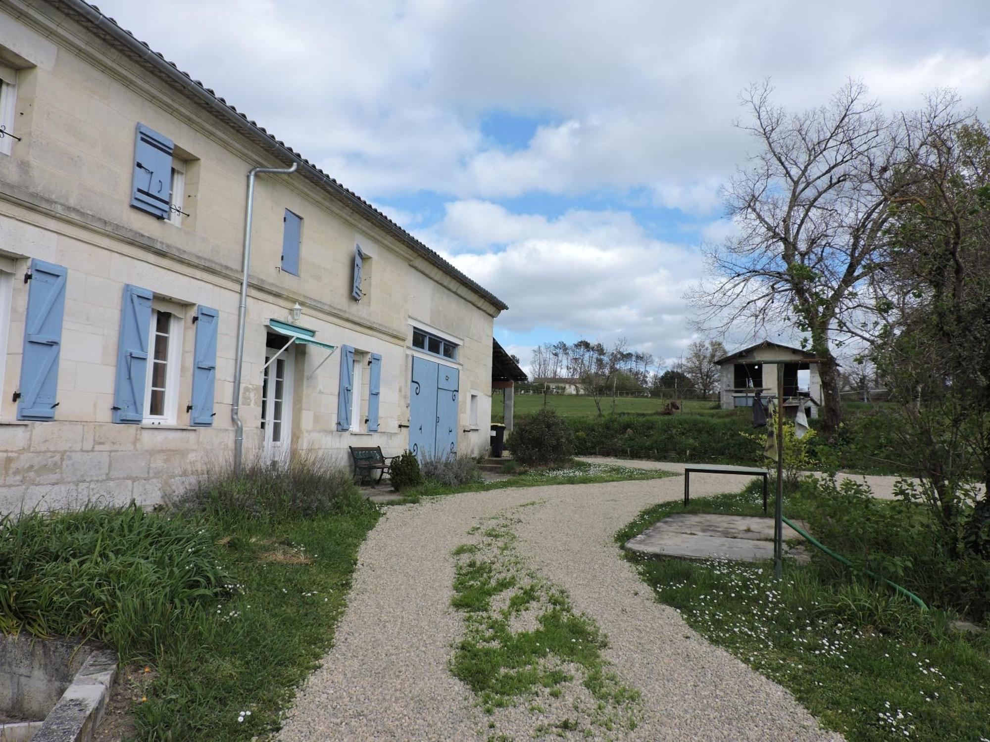 Quietude Villa Lagorce  Exterior photo